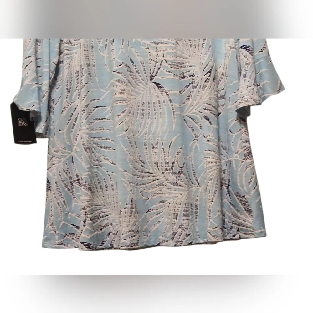 Clara Sun Woo - NWT Turquoise Tunic W/ White & Navy Blue Floral Design, V-Neck - Picture 9 of 12